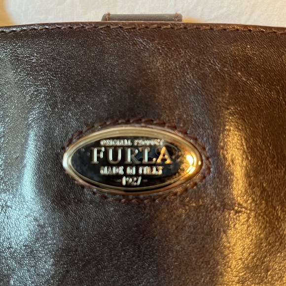 Women’s Furla Brown Leather Satchel with snap close. Made in Italy. Classy! - Picture 3 of 9